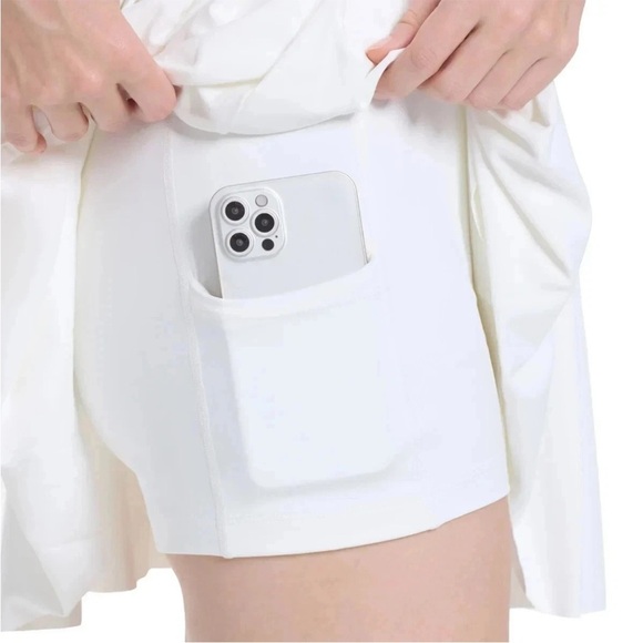 NWT Tretorn Women's Pleated Short white tennis Skort Cloud - Picture 3 of 3